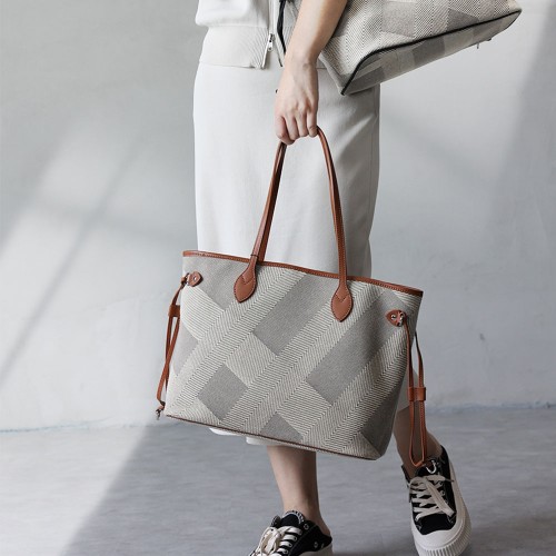 charles and keith tote bag